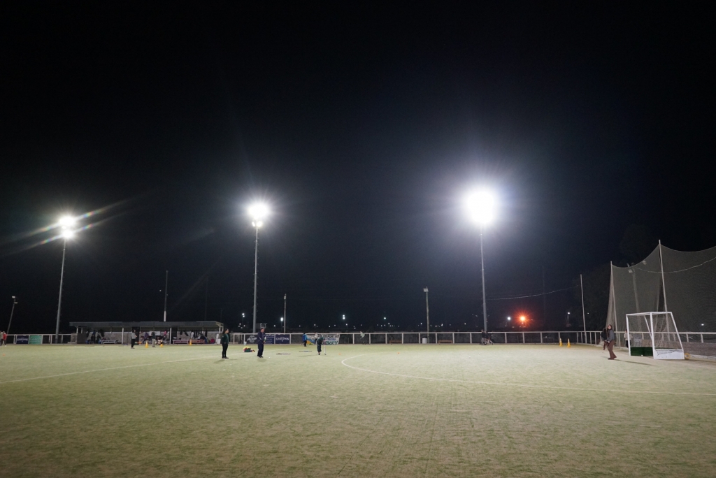 La cancha de hockey ya cuenta con nueva iluminación y gas natural