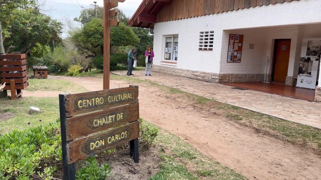 Inauguración de la muestra «Pareja de Pinceles» en el chalet de Don Carlos
